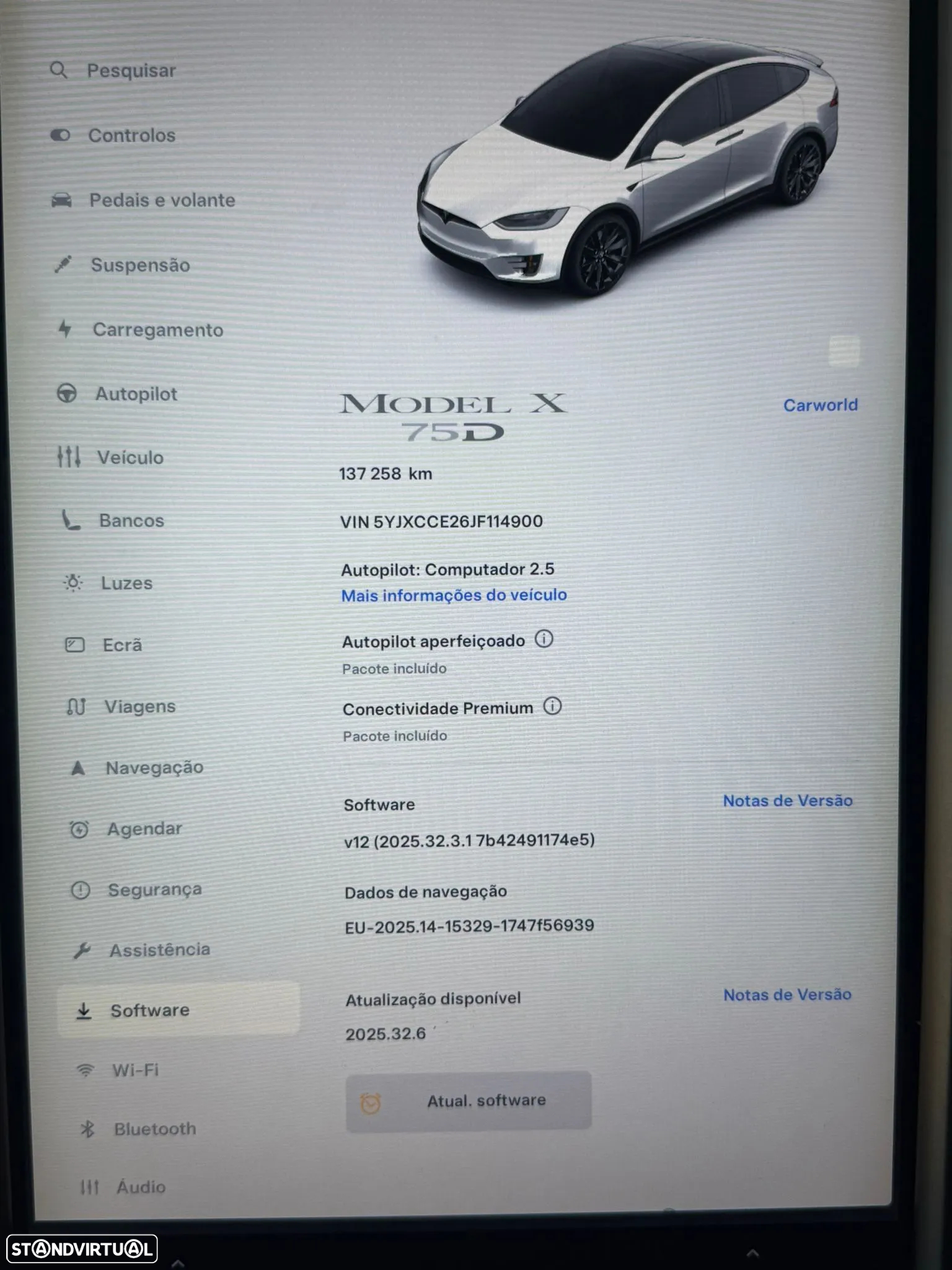 Tesla Model X - 26