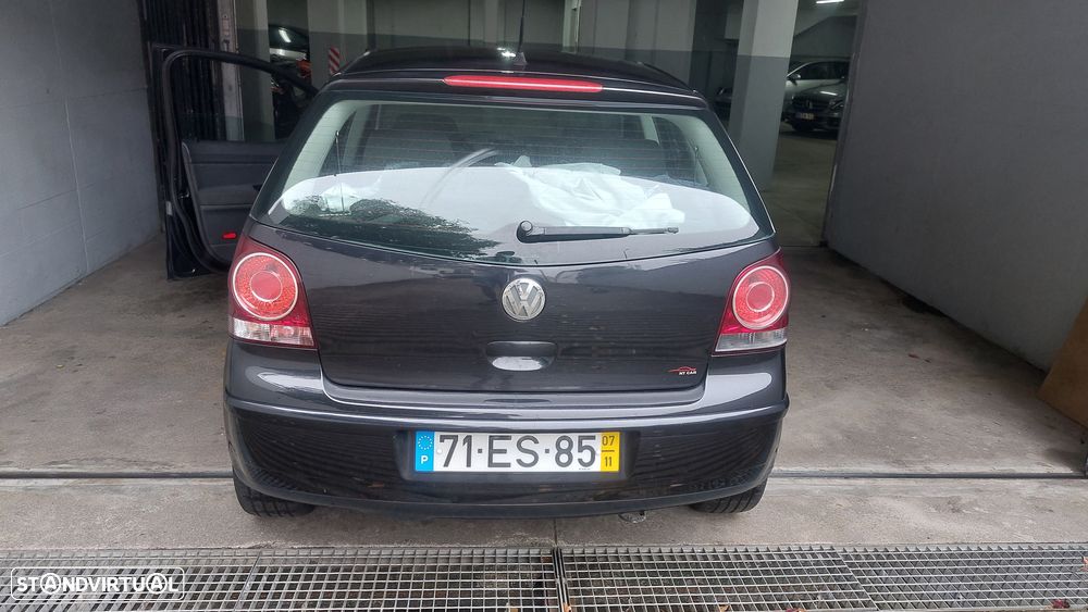 VW Polo 1.4 TDi Confortline - 2