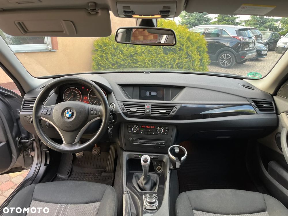BMW X1 xDrive18d - 10