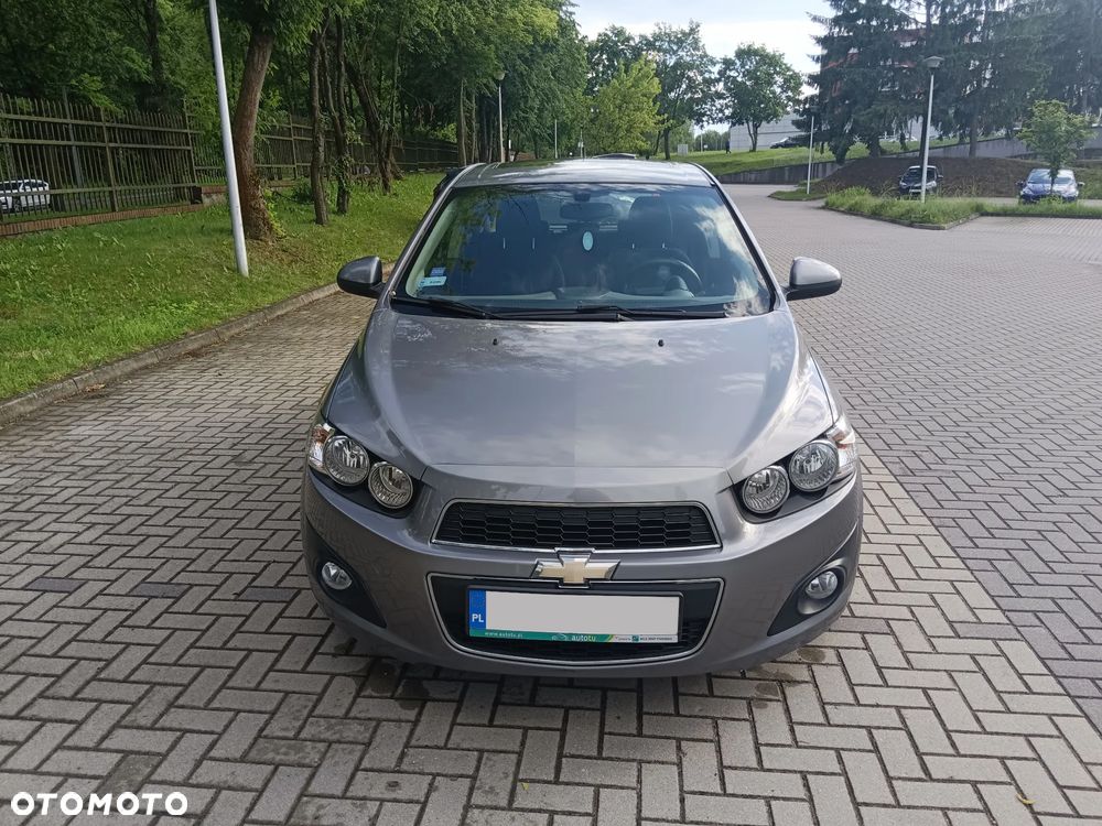 Chevrolet Aveo 1.6 LTZ - 2
