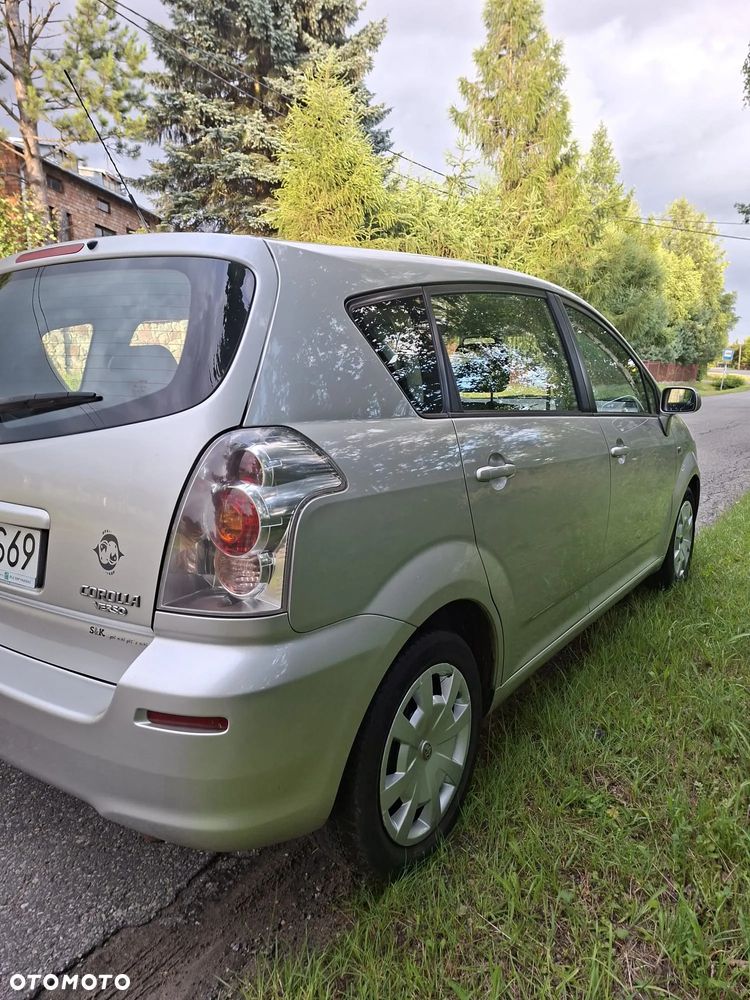 Toyota Corolla Verso 1.8 Prestige + 7os - 7