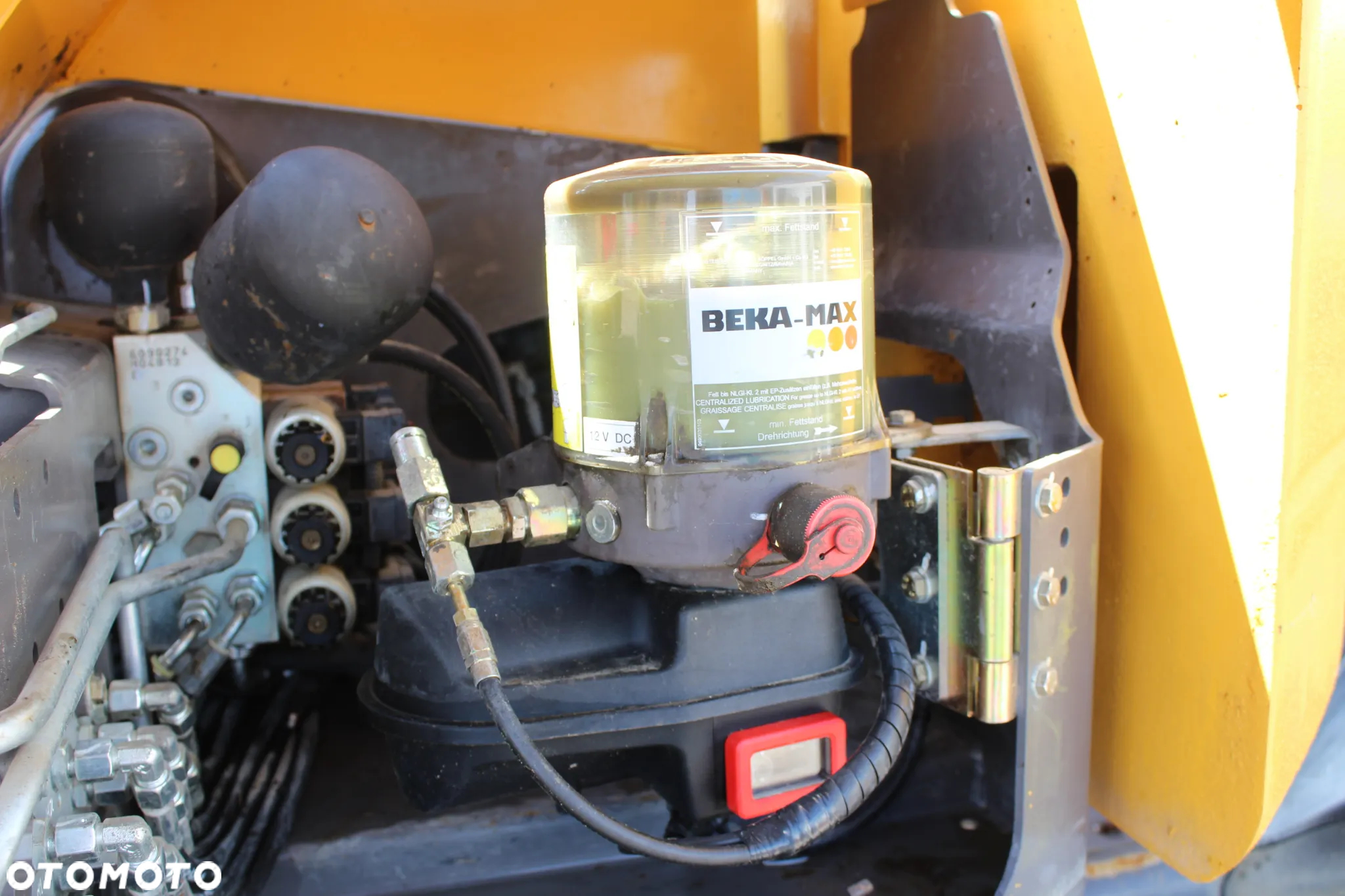 Mecalac 12 MTX z Niemiec - 11