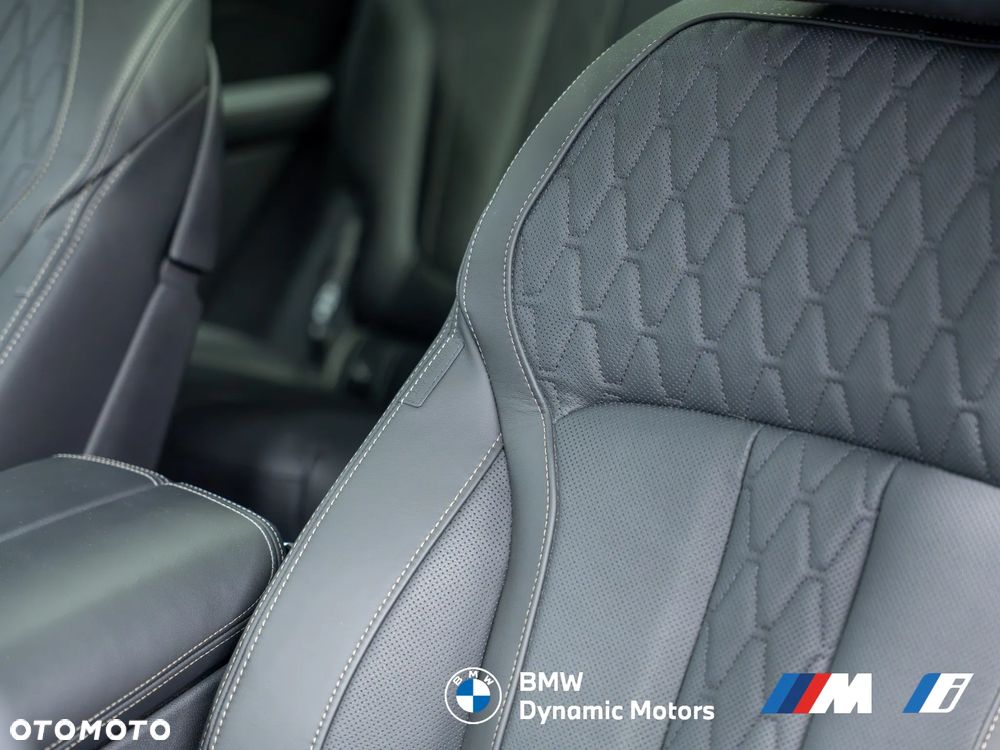 BMW X7 xDrive40i - 28