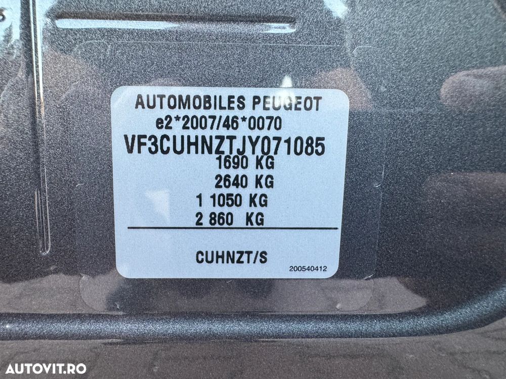Peugeot 2008 PureTech 110 Stop&Start EAT6 Allure - 31