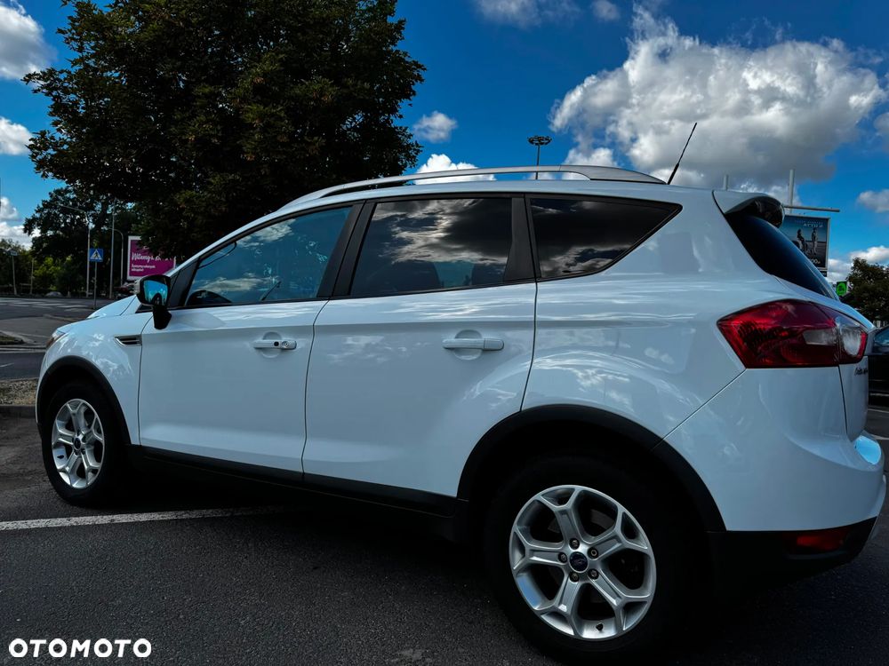 Ford Kuga 2.0 TDCi Titanium - 2