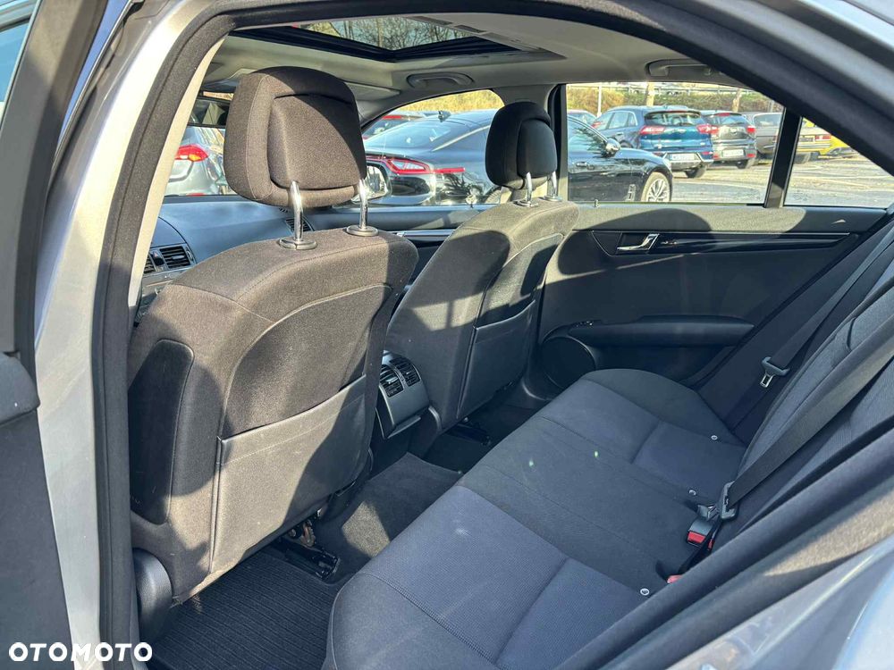 Mercedes-Benz Klasa C 200 Kompressor Elegance - 9