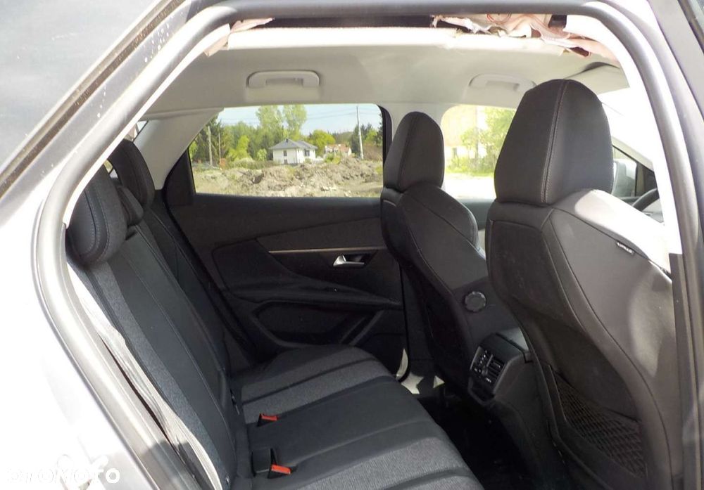 Peugeot 3008 - 22
