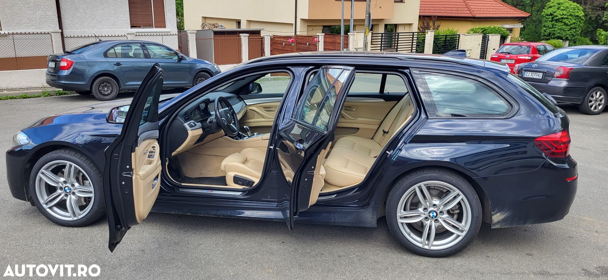 BMW Seria 5 525d xDrive AT - 3