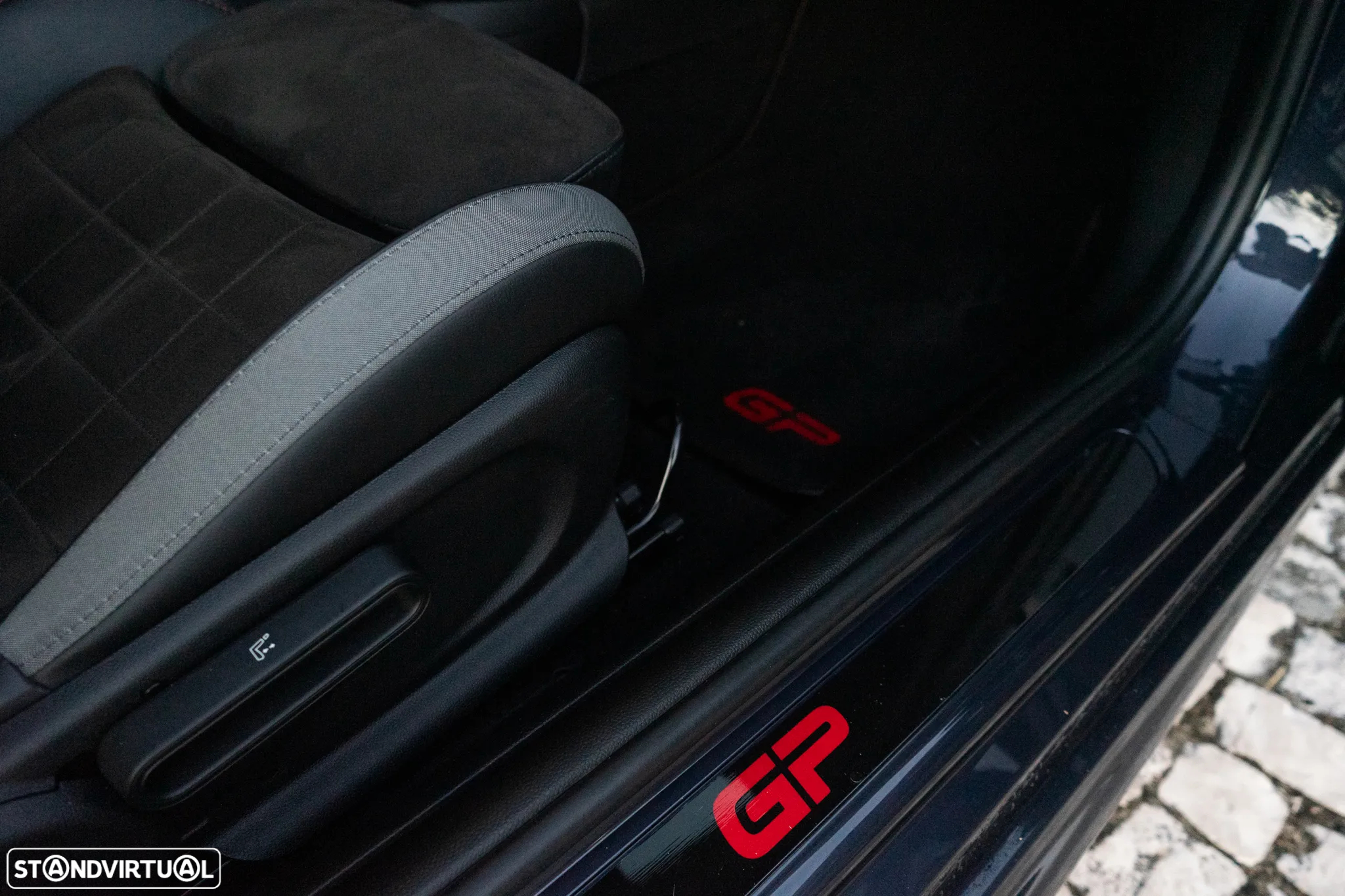 MINI 3 Portas John Cooper Works - 19