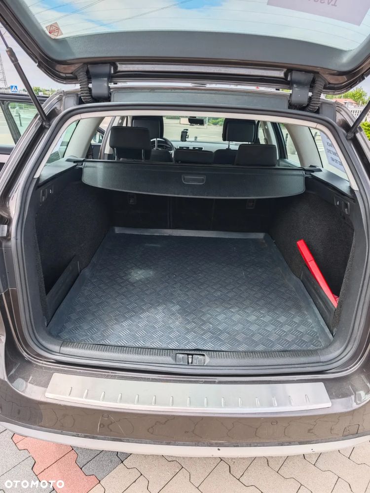 Volkswagen Passat Alltrack - 30