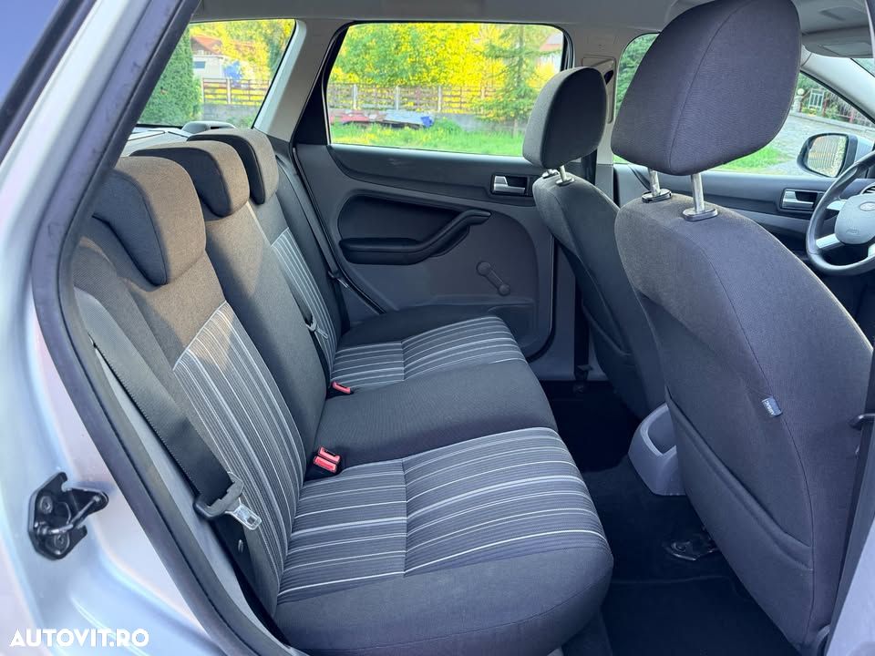 Ford Focus 1.6 16V Trend - 7