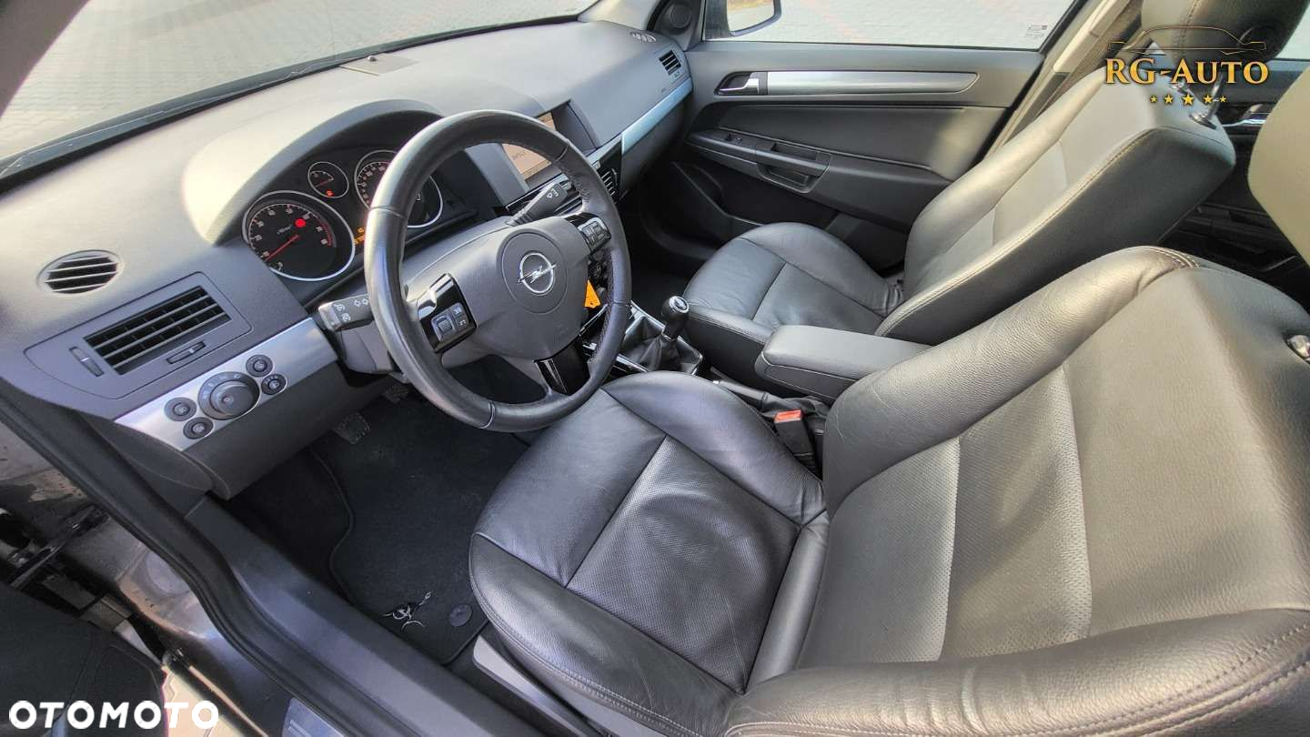 Opel Astra - 25