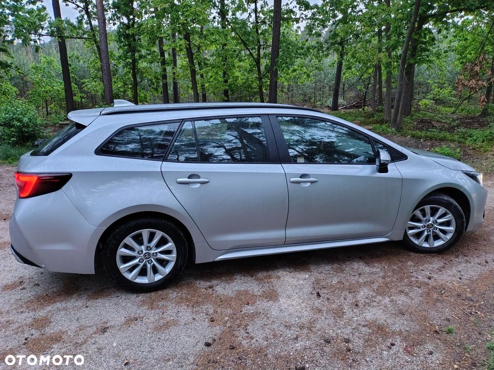 Toyota Corolla 1.8 Hybrid Comfort - 1