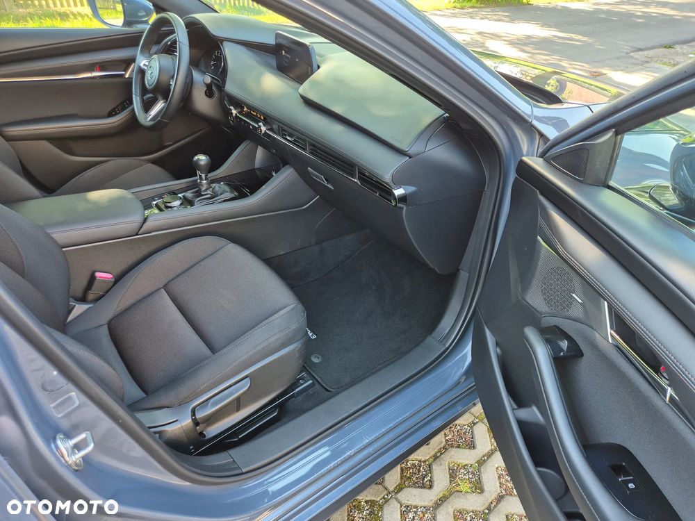 Mazda 3 - 13