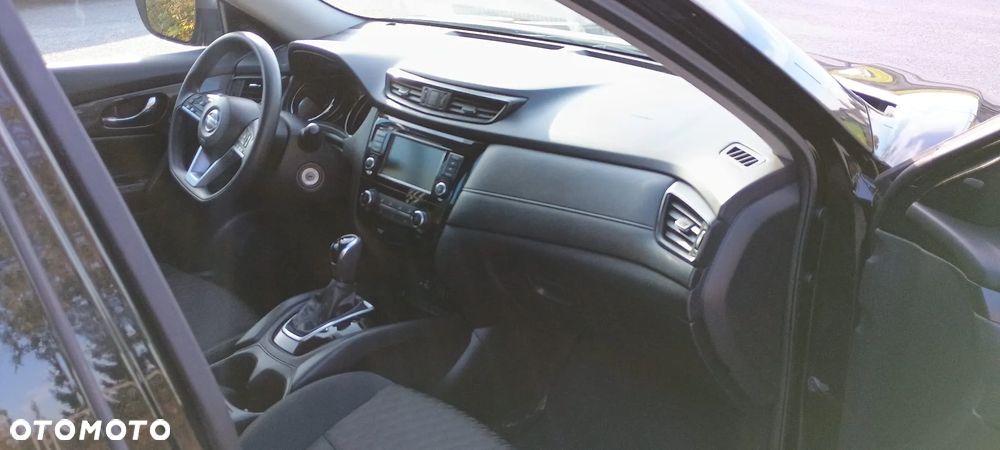 Nissan X-Trail - 11