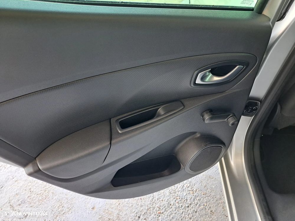Renault Clio 1.5 dCi Limited - 13