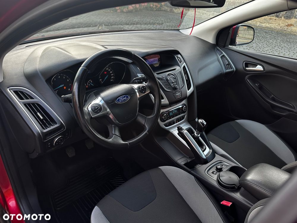 Ford Focus - 23