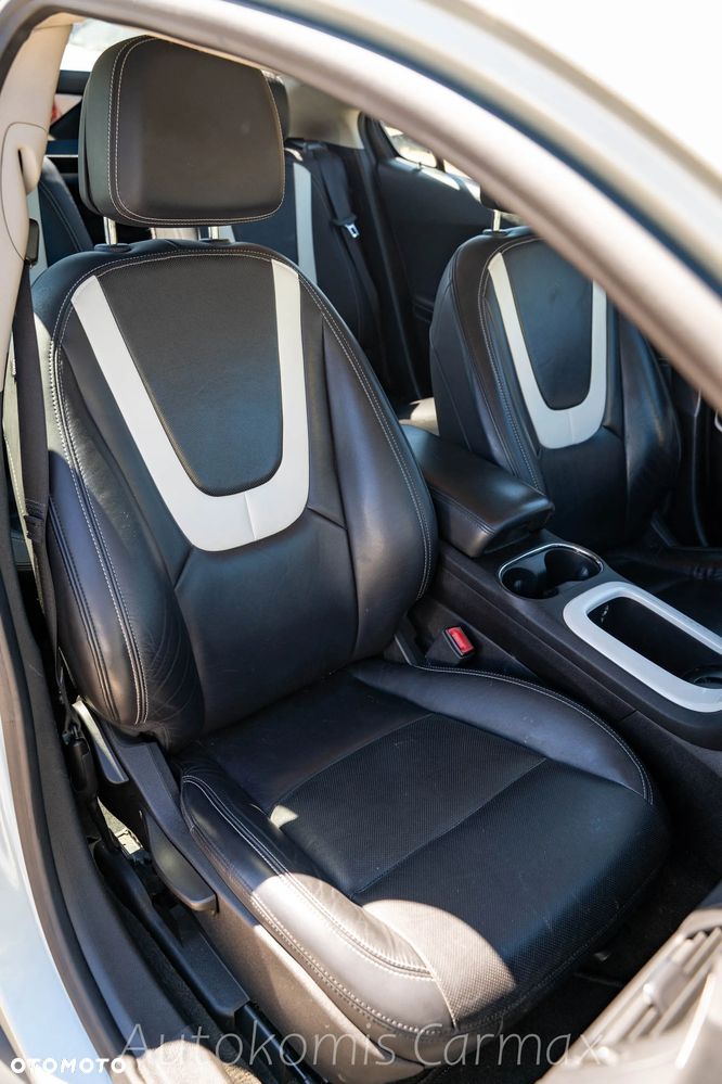 Chevrolet Volt - 18