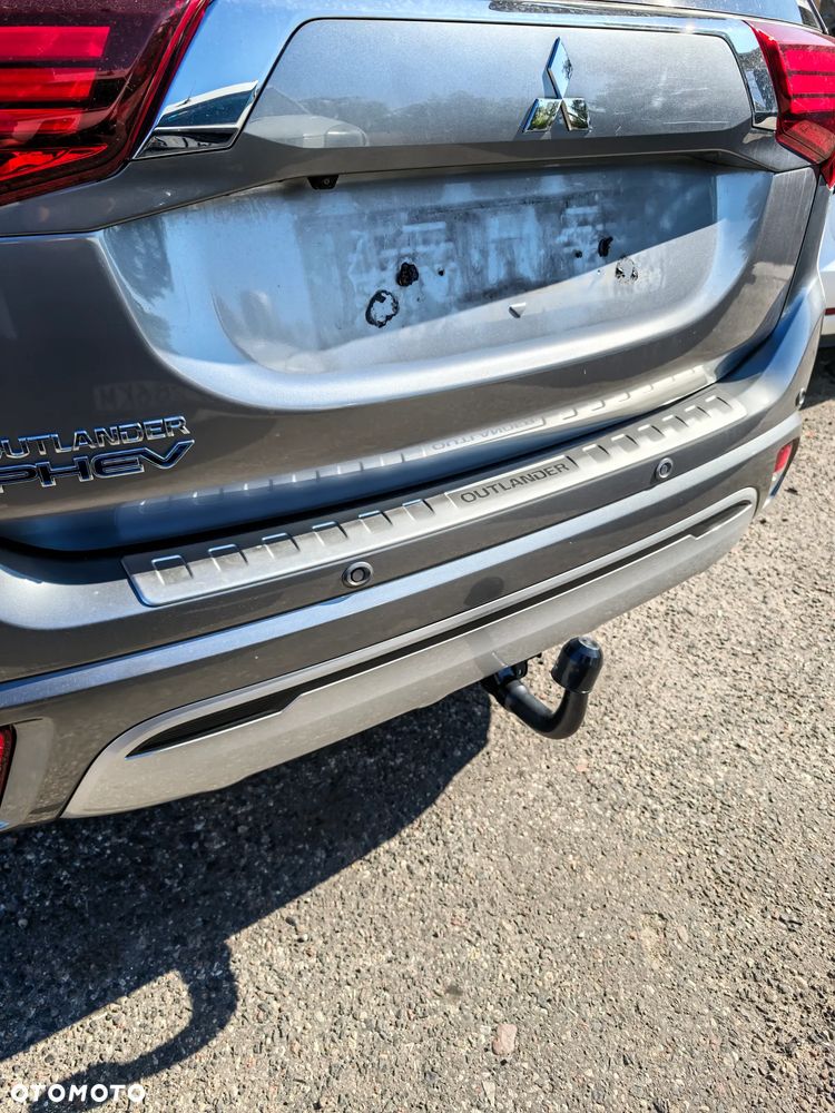 Mitsubishi Outlander 2.4 4WD Diamant+ - 3