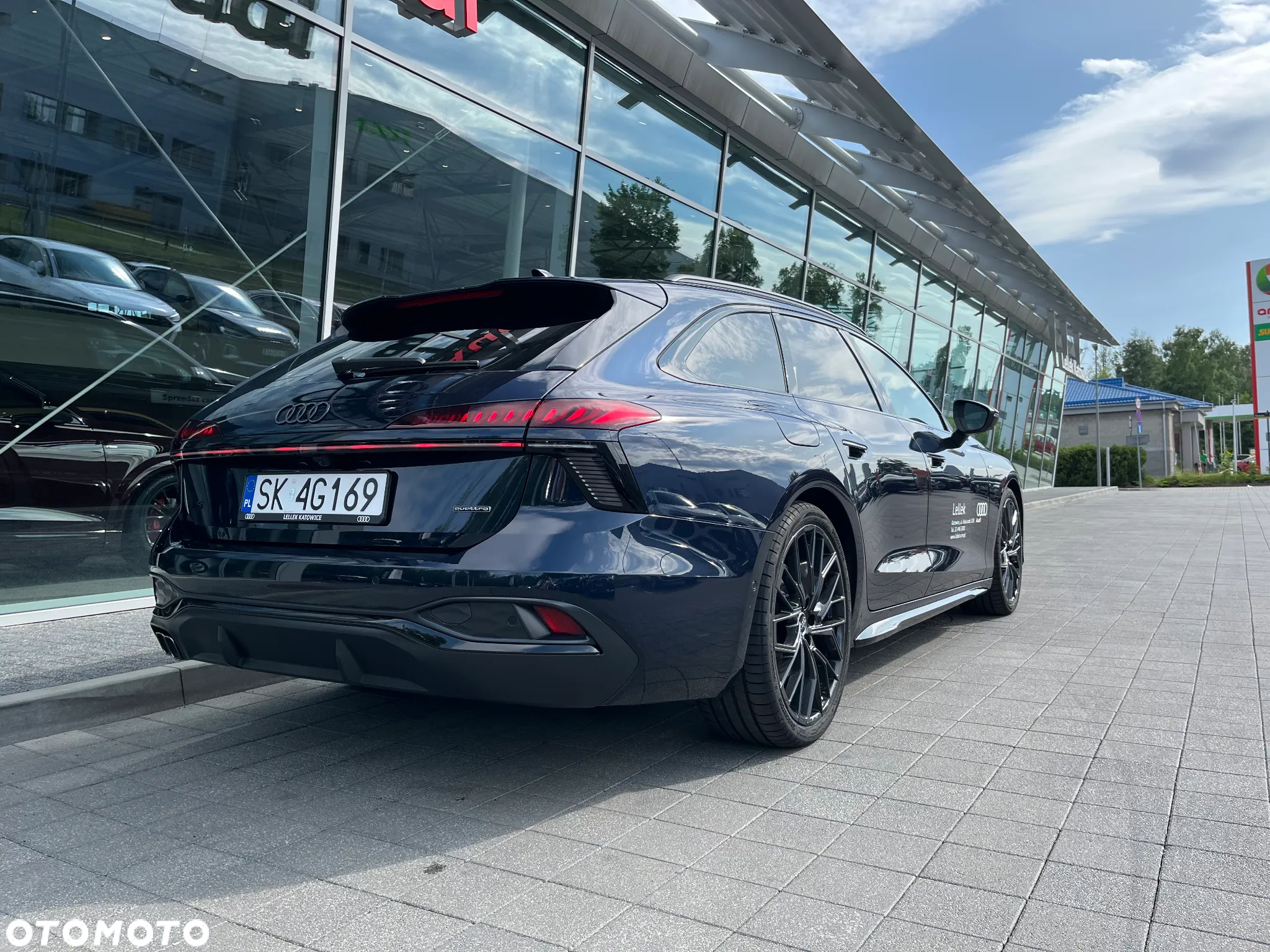 Audi A6 - 6
