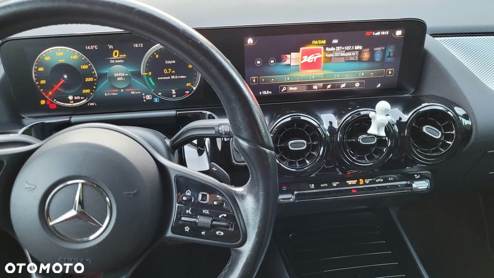 Mercedes-Benz GLA 180 d AMG Line - 6