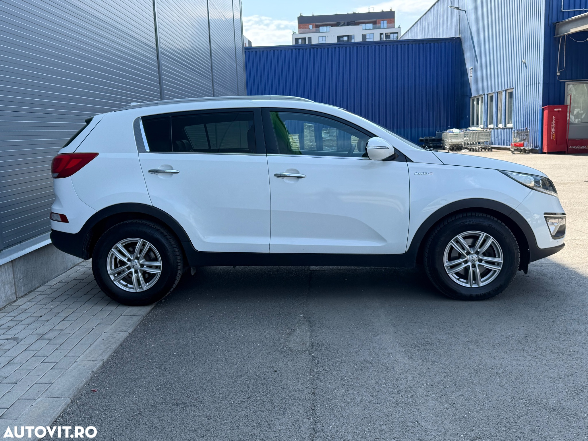 Kia Sportage 2.0 CRDI AWD Aut. Fifa World Cup Edition - 5