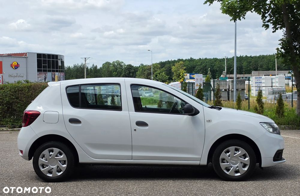 Dacia Sandero - 4
