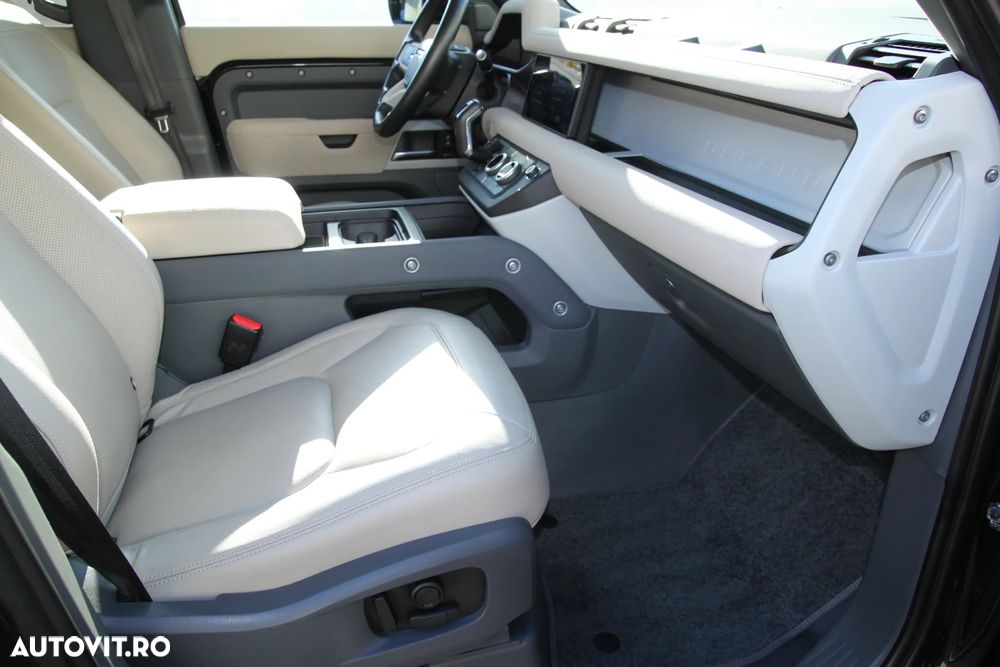 Land Rover Defender 110 3.0D 250 MHEV Hard Top X-Dynamic SE - 34