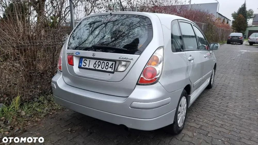 Suzuki Liana 1.6 - 22