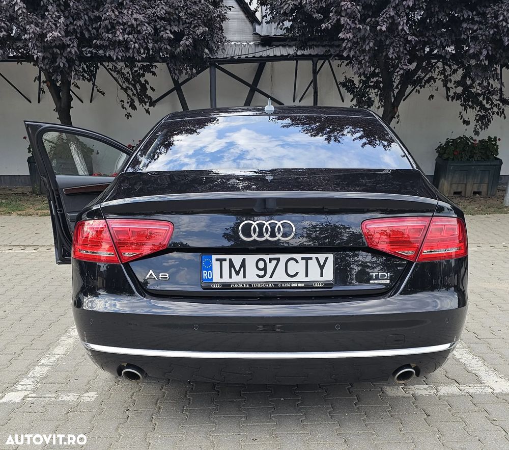 Audi A8 2013 photo 5