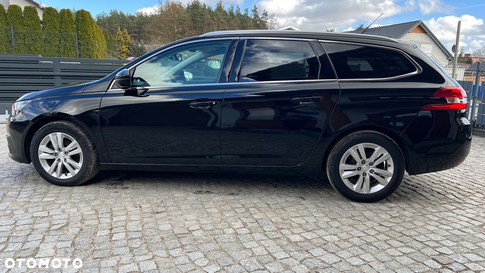 Peugeot 308 BlueHDi 130 EAT8 Stop & Start Allure Business-Paket - 8