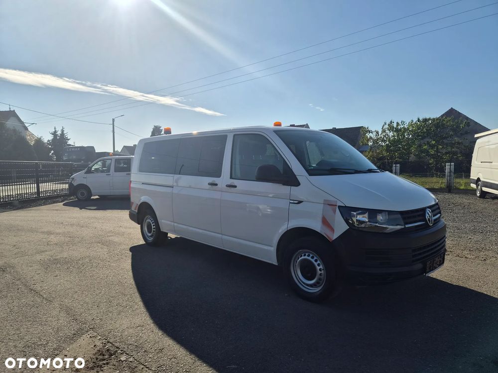 Volkswagen Transporter - 2