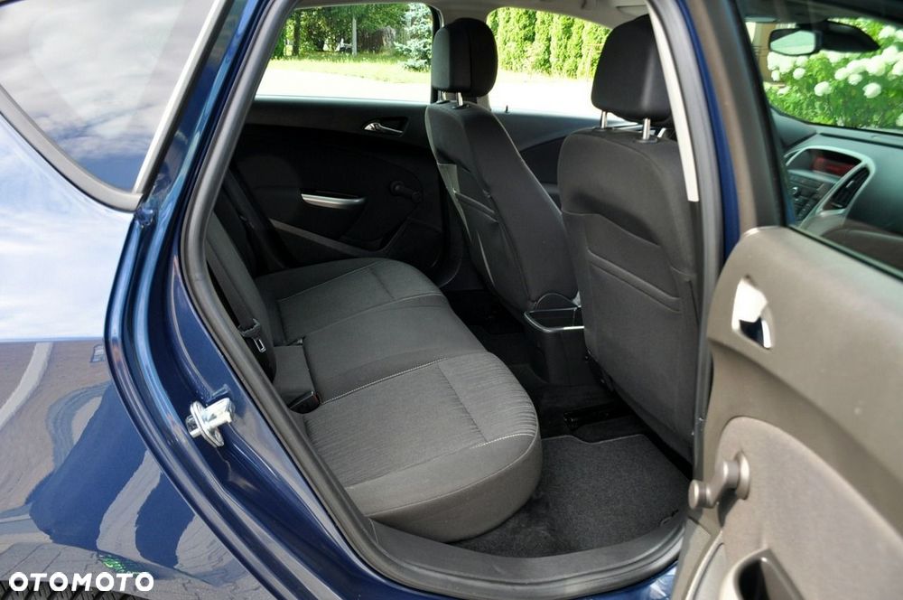 Opel Astra - 19