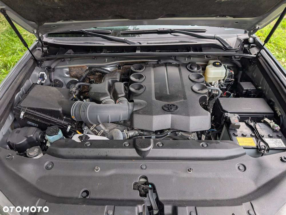 Toyota 4-Runner - 16