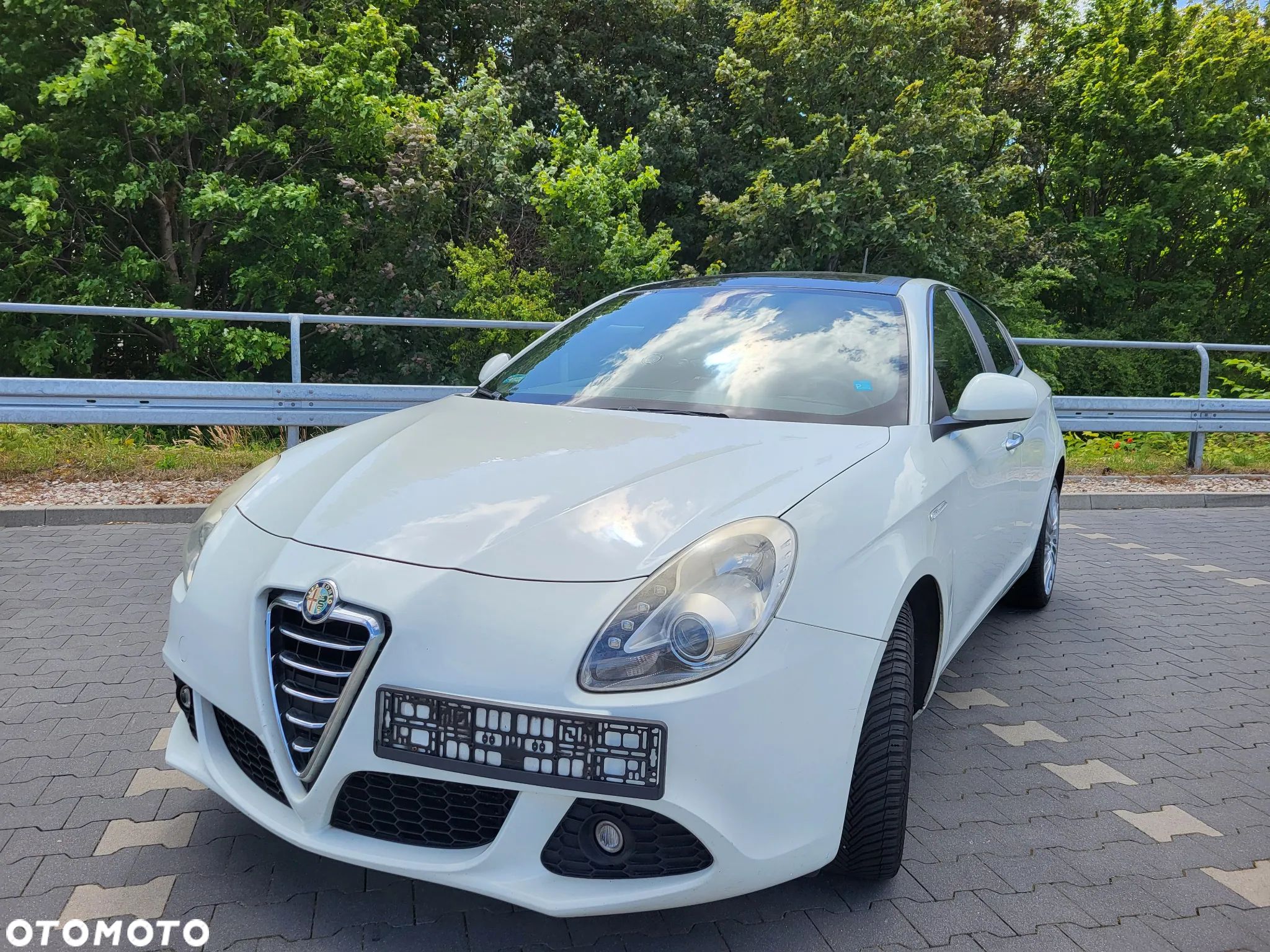 Alfa Romeo Giulietta 1.6 JTDM Distinctive - 1