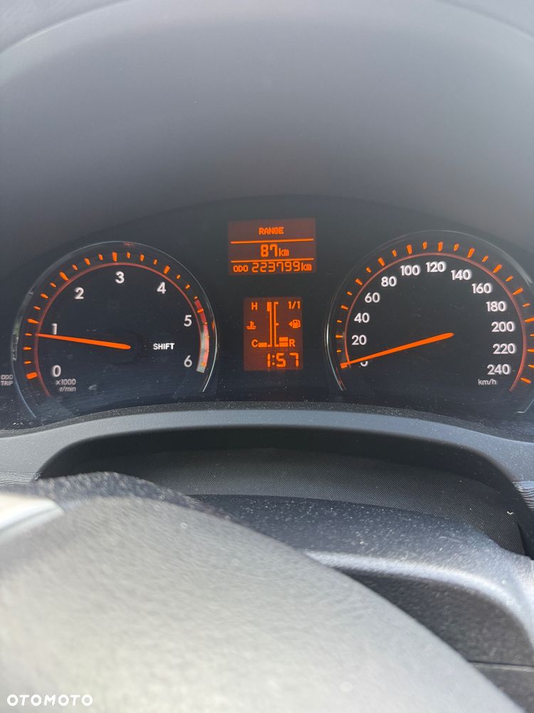 Toyota Avensis 2.2 D-4D Sol Plus NAVI - 14