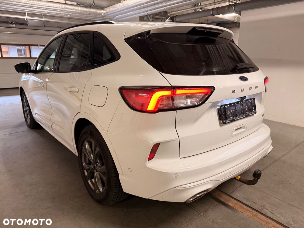 Ford Kuga 2.5P PHEV FWD ST-Line X - 25