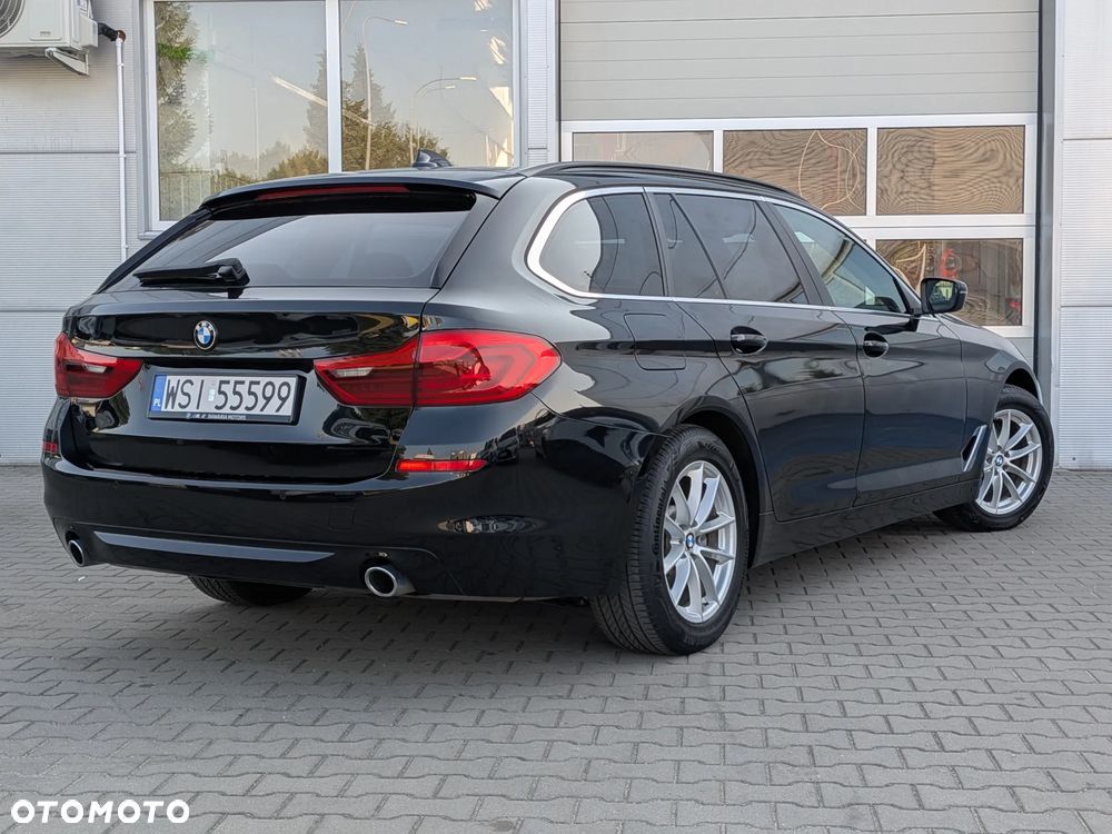 BMW Seria 5 520d - 12