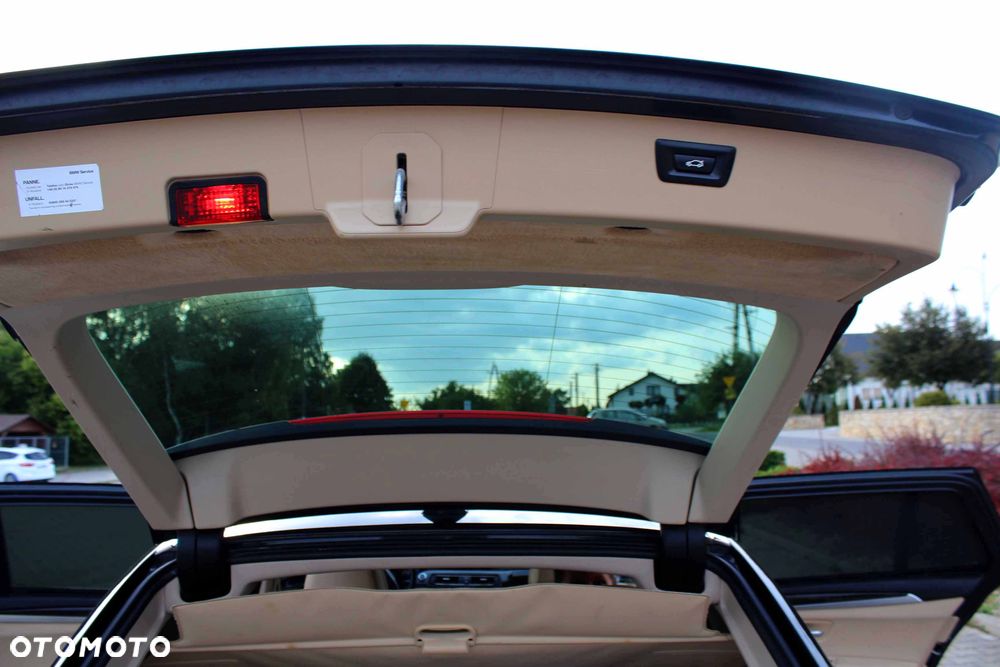 BMW Seria 5 525d - 17