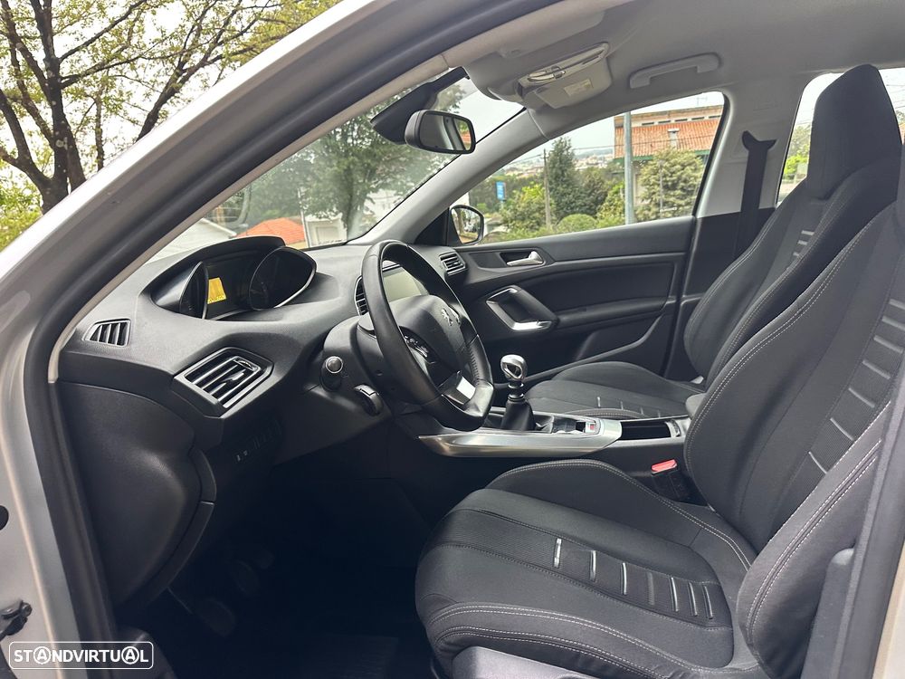 Peugeot 308 e-HDi FAP 115 Stop&Start Allure - 22