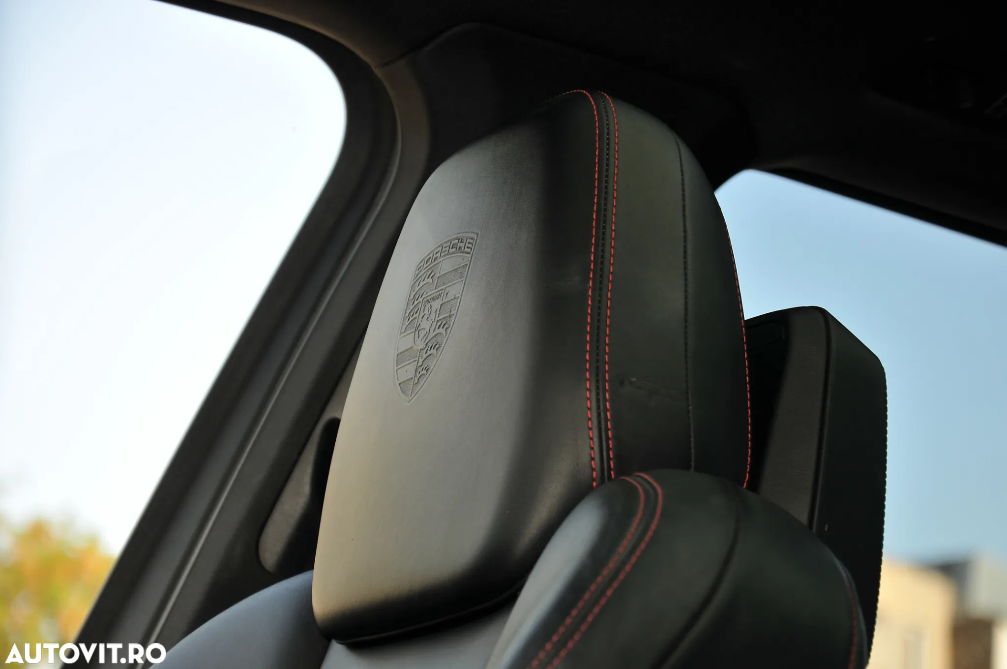 Porsche Cayenne S Diesel Platinum Edition - 33