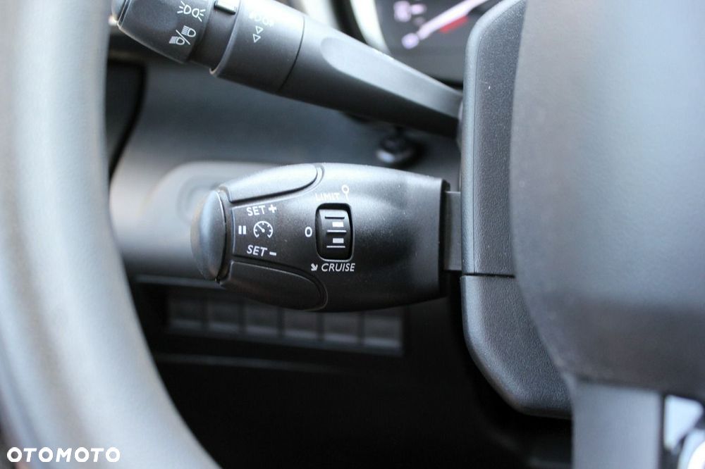 Toyota Proace City - 16