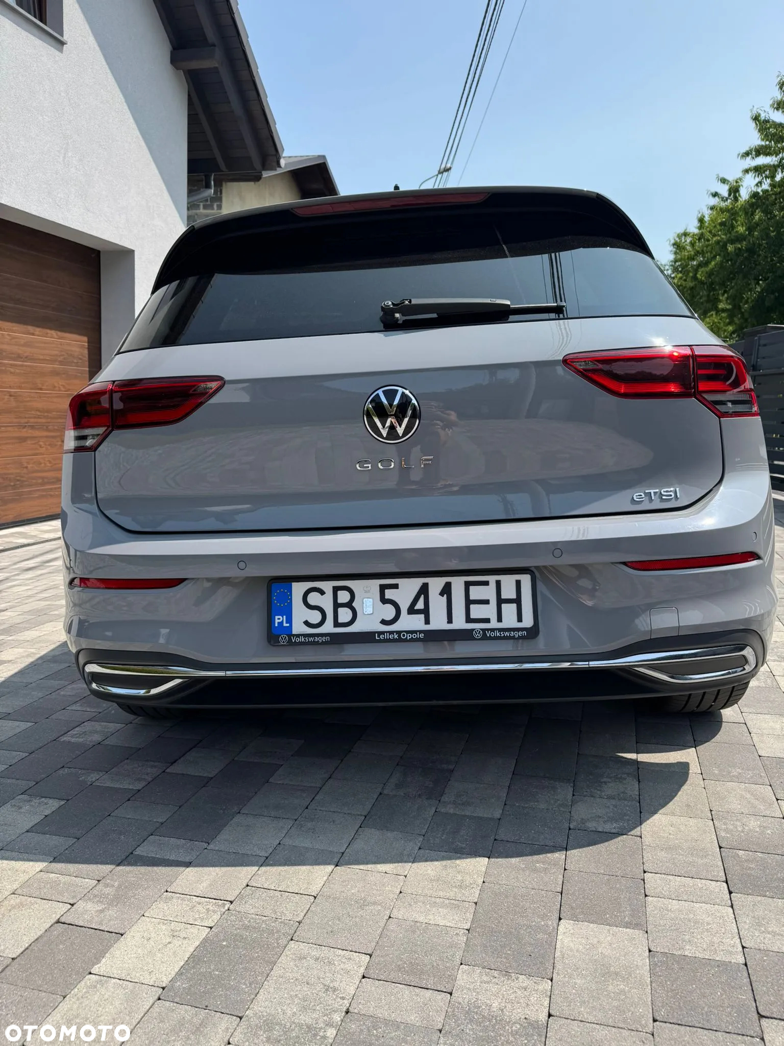 Volkswagen Golf - 11