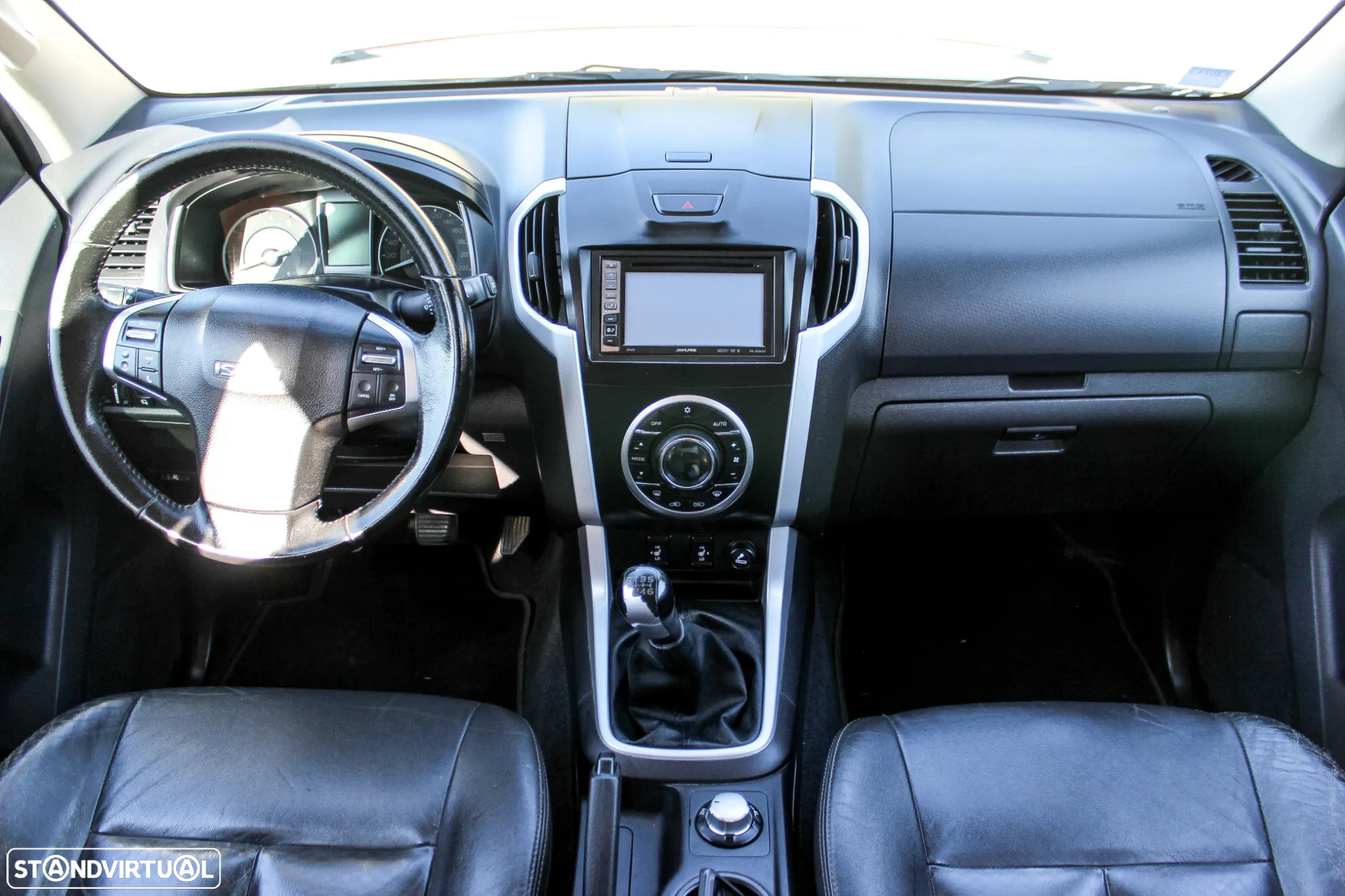 Isuzu D-Max 2.5 DTi CD 4WD LS Sport Edition - 19