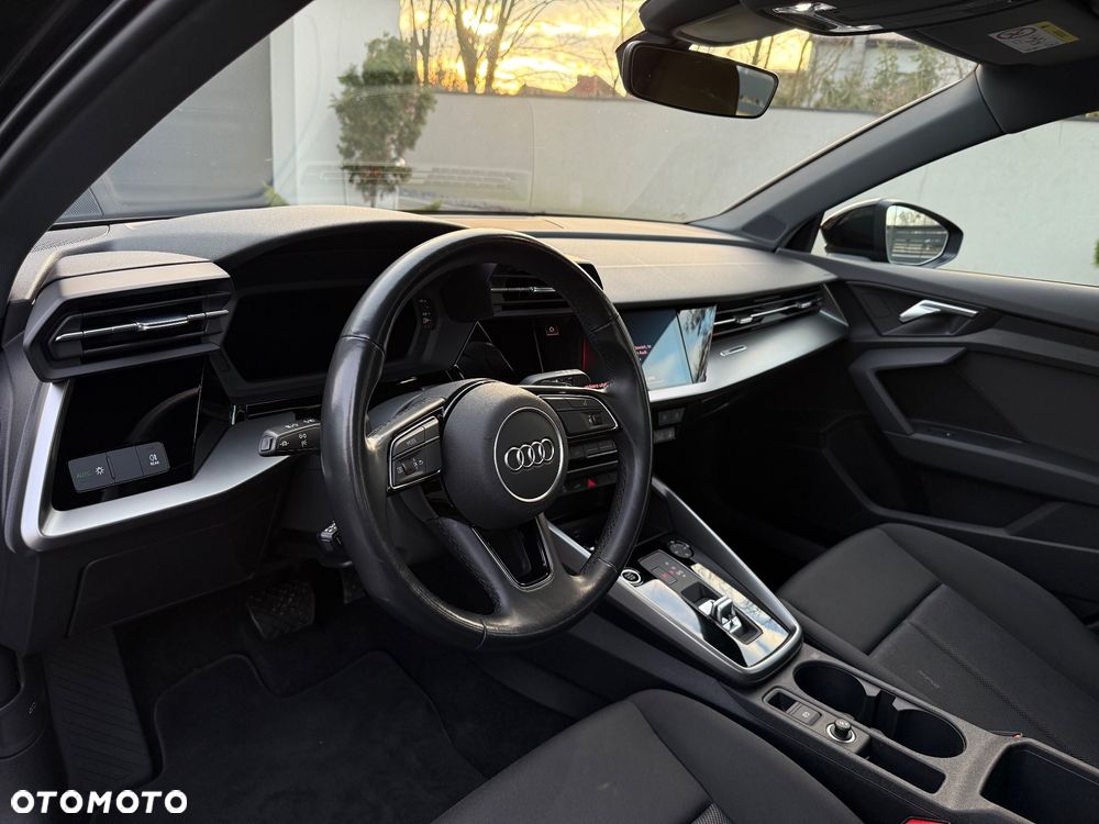 Audi A3 Sportback 40 TFSIe S tronic S line - 16