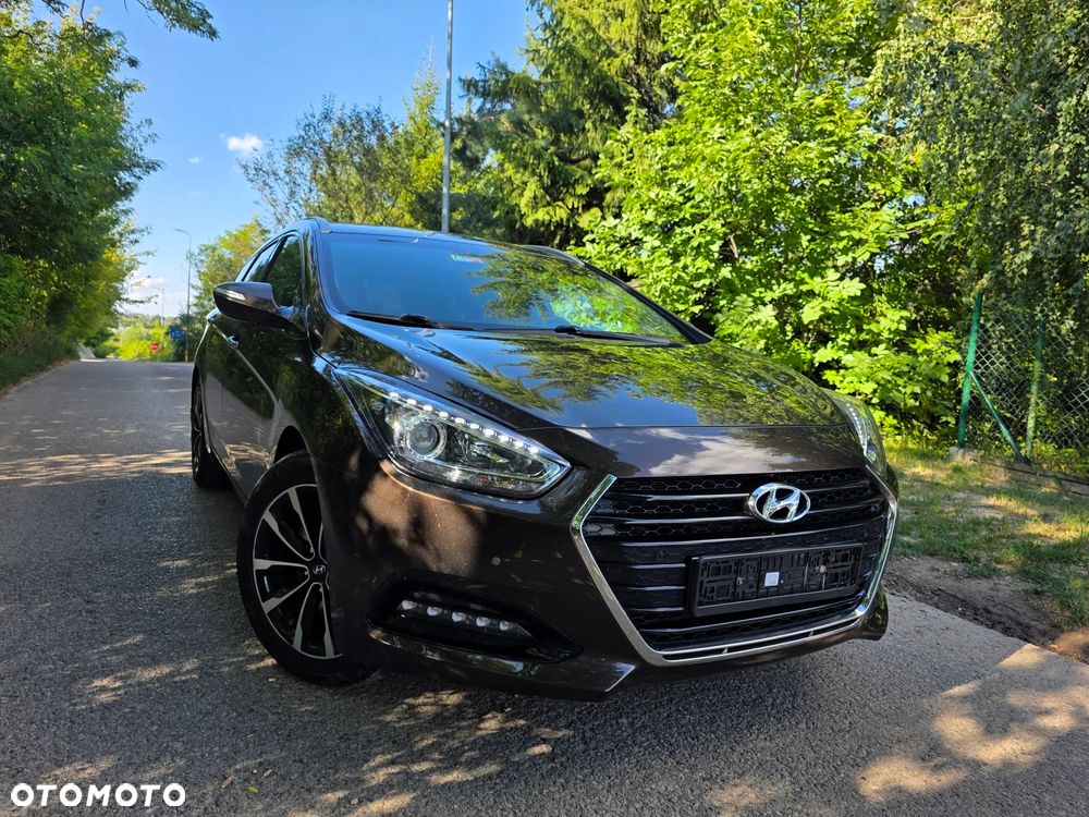 Hyundai i40 Kombi 1.7 CRDi Premium - 16
