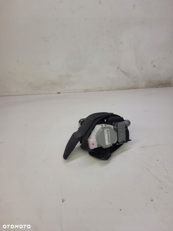 PAS BEZPIECZEŃSTWA PRAWY AUDI A4 B8 8K1857706H - 1