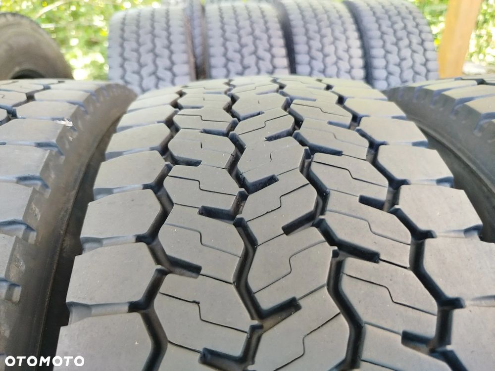 235/75R17.5 132M Michelin X Multi D cena za 4szt. - 5