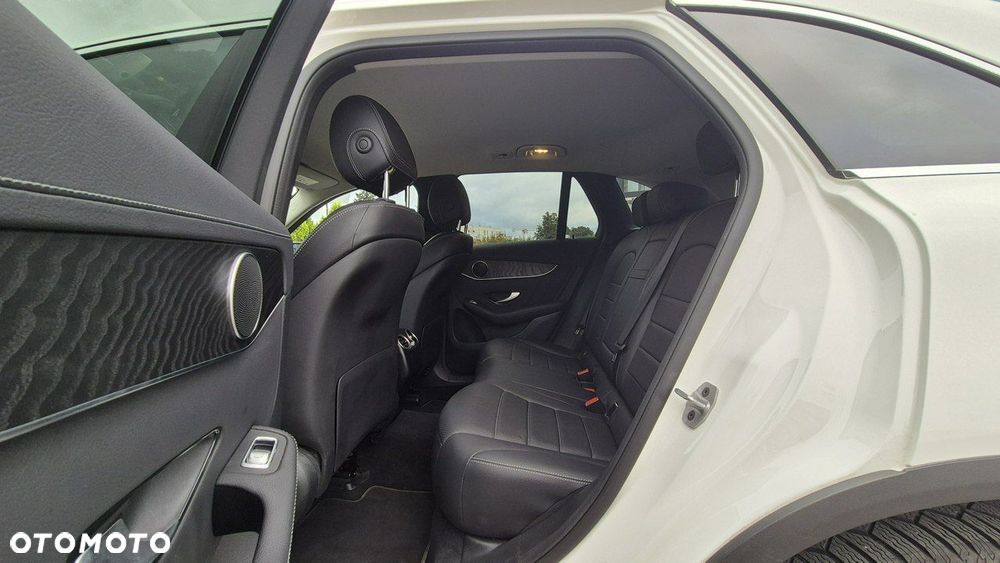 Mercedes-Benz GLC 200 d 4-Matic Business Edition - 27