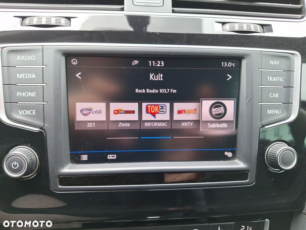 Volkswagen Golf 1.4 TSI BMT Highline DSG - 23